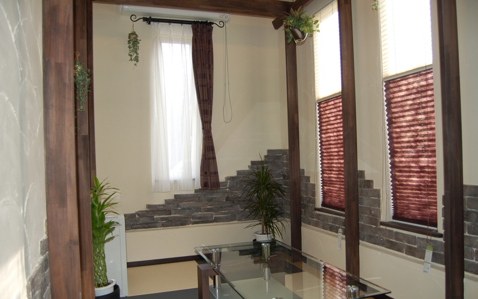 y20-11-120072.jpg